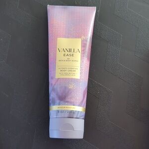 Vanilla Ease Ultimate Hydration Body Cream